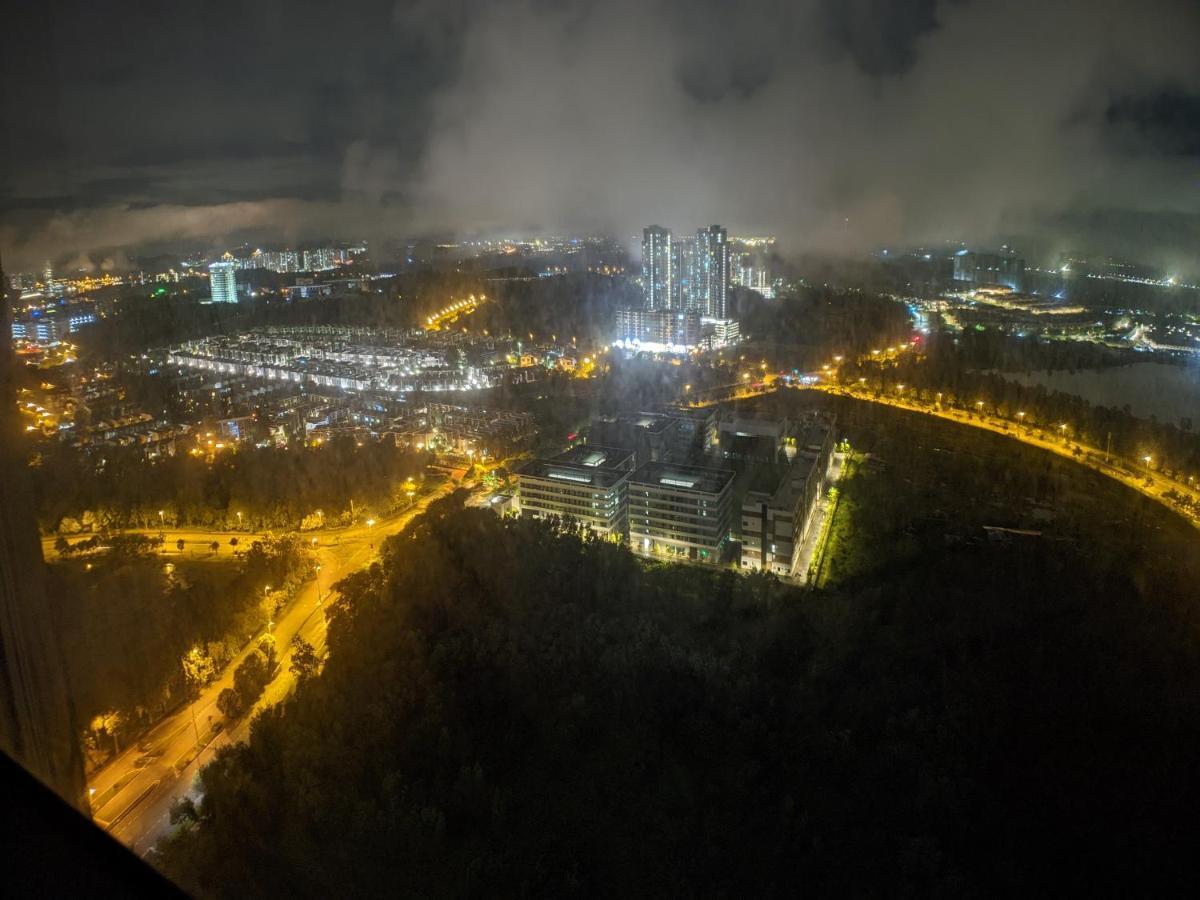 Urban Solitude At Tamarind Suite Cyberjaya Exteriér fotografie
